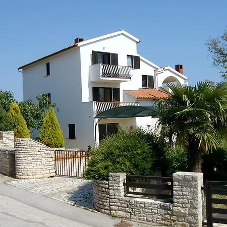 Apartments Romano Pjescana Uvala Exterior photo