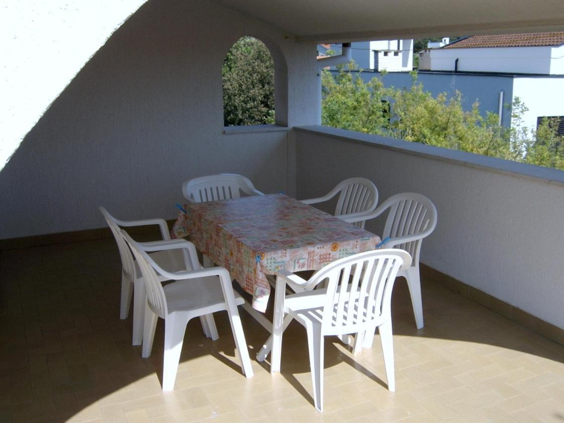 Apartment Apartments Romano Pjescana Uvala